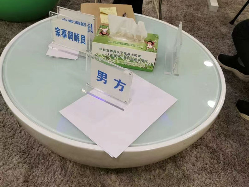 哺乳时期，夫妻如果要离婚，需要走哪些法律程序？嘉定区婚姻律师为您提供法律解答