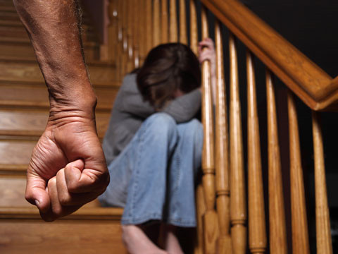 金山离婚律师阐述家庭暴力不仅只限于动手